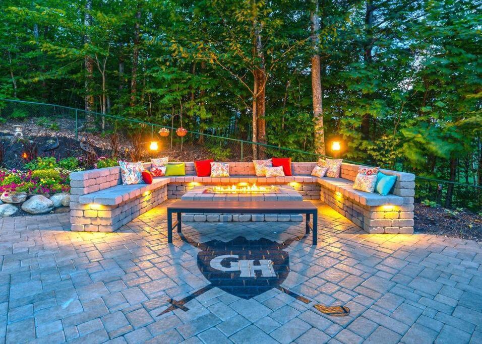 The Glen House -9 Bdrm Estate Sleep 26 Movie Theater,Pool,Golf,Ski Newry Dış mekan fotoğraf