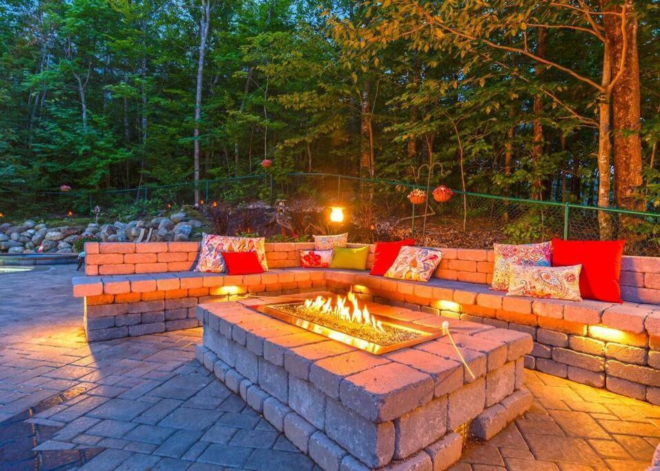 The Glen House -9 Bdrm Estate Sleep 26 Movie Theater,Pool,Golf,Ski Newry Dış mekan fotoğraf